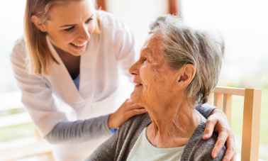Benefits of Hiring a Companion for an Elderly Loved One