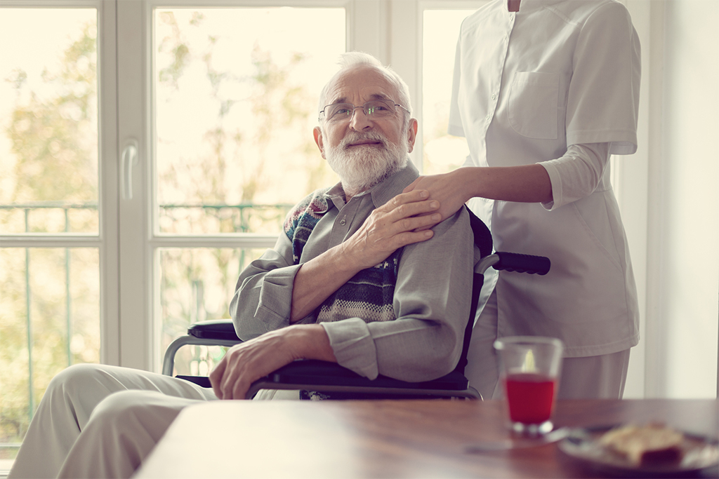 What to Look for When Choosing a Good Elder Care Service
